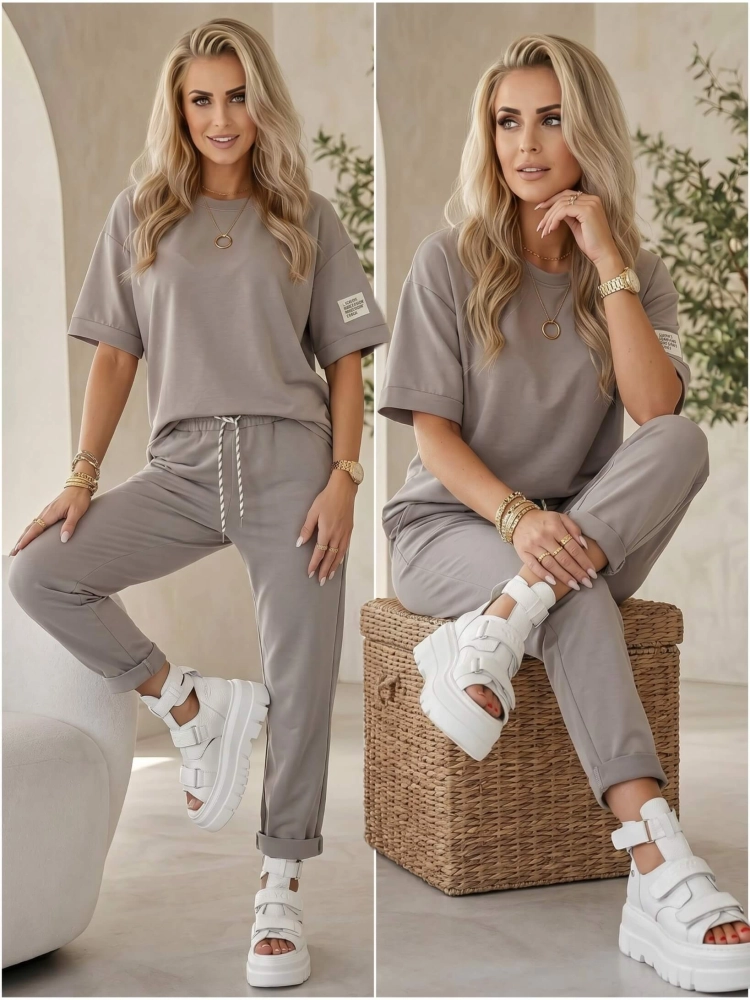 komplet-dresowy-bezowy-oversize-krotki-rekaw-spodnie-7-8-wiskoza-elastyczny-material-maselko-kieszenie-guma-w-pasie-casual-wygodny-zestaw-damski-modny-komplet-na-co-dzien-butik-szykownia-1