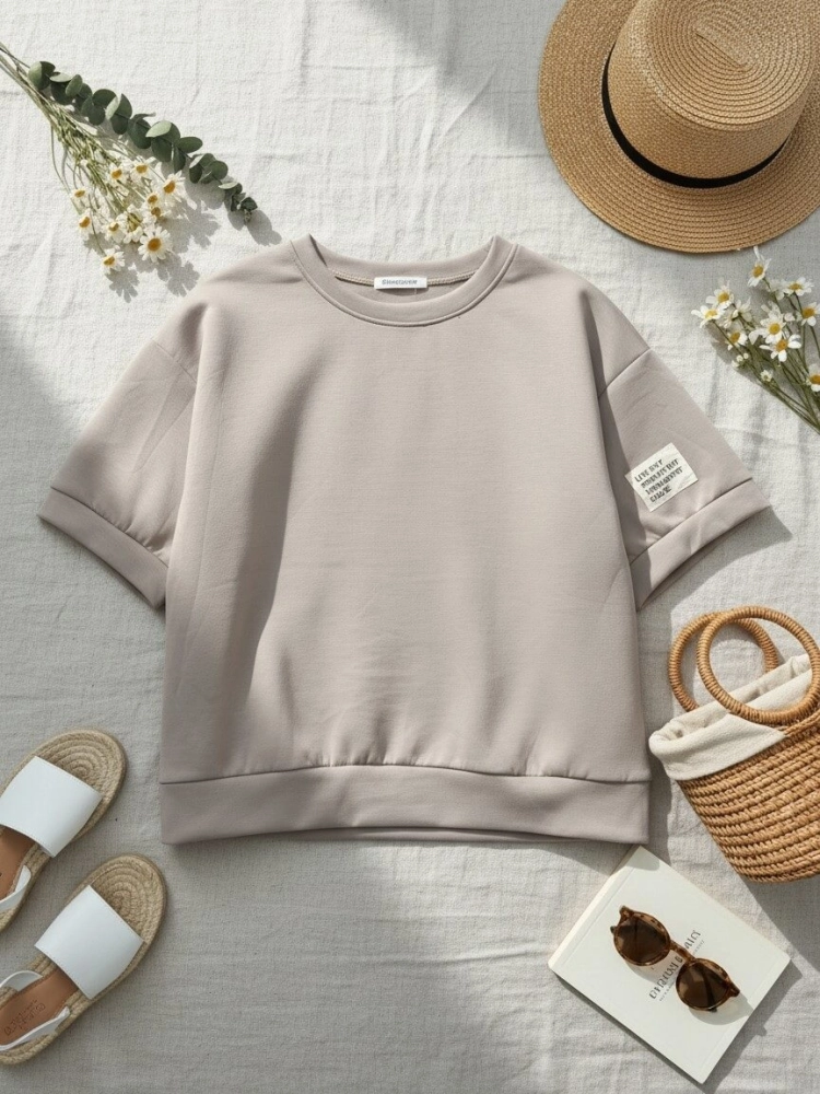 komplet-dresowy-bezowy-oversize-krotki-rekaw-spodnie-7-8-wiskoza-elastyczny-material-maselko-kieszenie-guma-w-pasie-casual-wygodny-zestaw-damski-modny-komplet-na-co-dzien-butik-szykownia-4