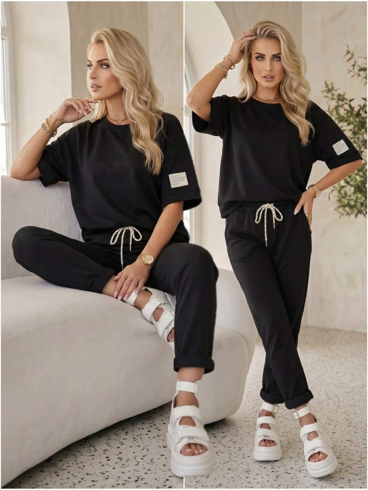 komplet-dresowy-czarny-oversize-krotki-rekaw-spodnie-7-8-wiskoza-elastyczny-material-maselko-kieszenie-guma-w-pasie-casual-wygodny-zestaw-damski-modny-komplet-na-co-dzien-butik-szykownia-1