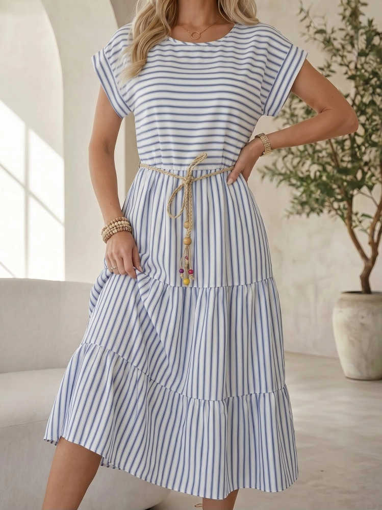 sukienka-marina-bialo-blekitna-paski-pasek-boho-gumka-w-pasie-rozkloszowana-letnia-sukienka-damska-butik-szykownia-1