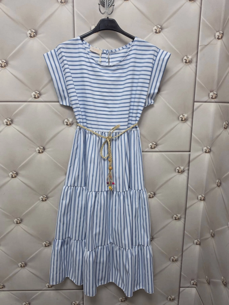 sukienka-marina-bialo-blekitna-paski-pasek-boho-gumka-w-pasie-rozkloszowana-letnia-sukienka-damska-butik-szykownia-9