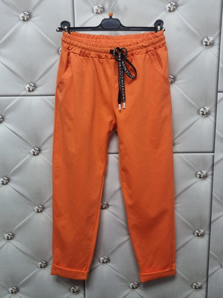 spodnie-kayax-maselko-cygaretki-pomaranczowe-elastyczne-damskie-cygaretki-dresowe-eleganckie-na-gumie-z-troczkiem-casual-wygodne-damskie-bawelna-elastan-butik-szykownia-7