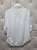 bluzka-safari-biala-lyocell-dekolt-v-kieszonki-guziki-rekaw-3-4-podpinany-letnia-bluzka-damska-butik-szykownia-10