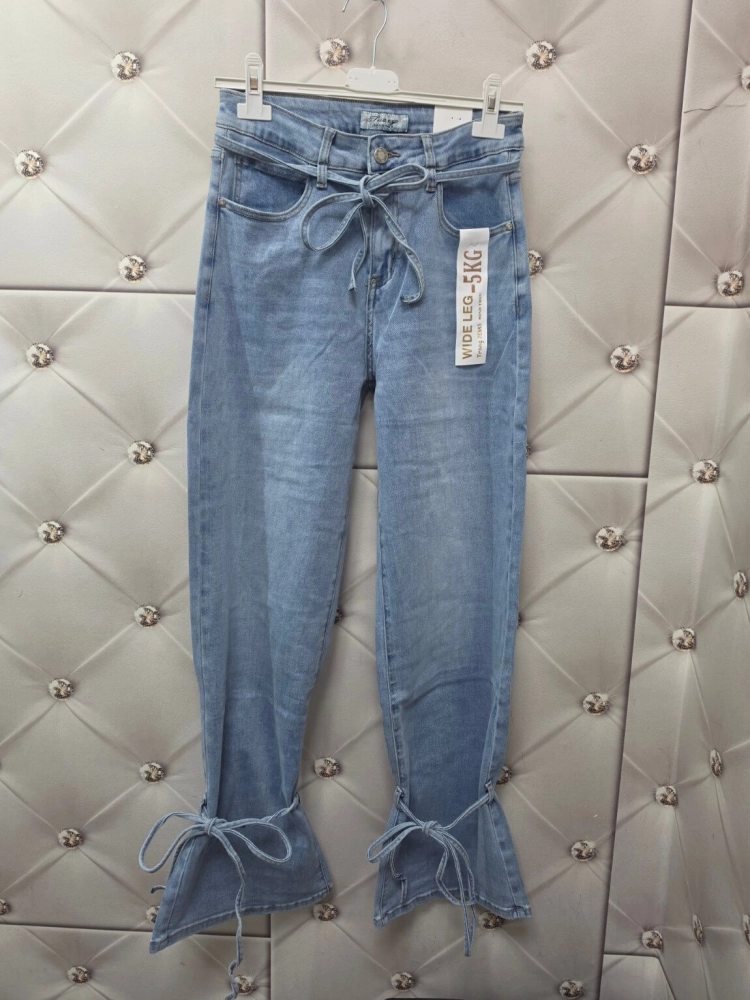 spodnie-jeansy-wide-leg-hd023-3-jasny-niebieski-trang-wiazanie-w-pasie-wiazane-kostki-elastyczne-cienki-jeans-letnie-spodnie-damskie-butik-szykownia-11