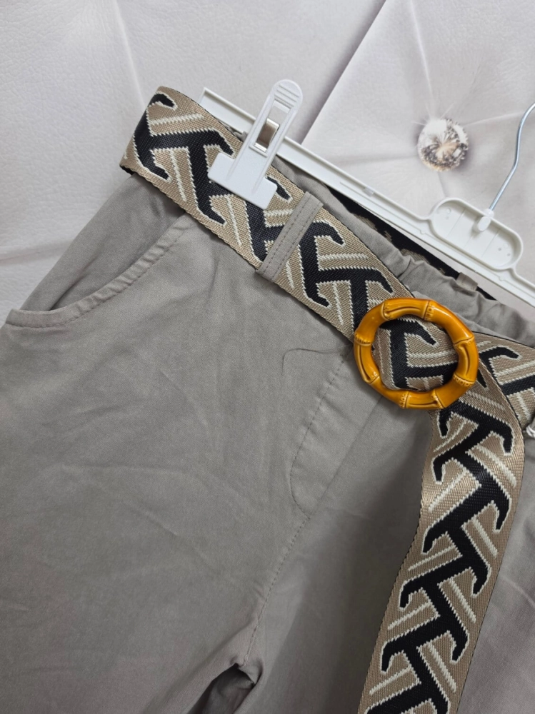 spodenki-sunny-boho-fango-wiskozowe-elastyczne-guma-w-pasie-pleciony-pasek-boho-kieszenie-podwijane-nogawki-letnie-spodenki-damskie-butik-szykownia-6
