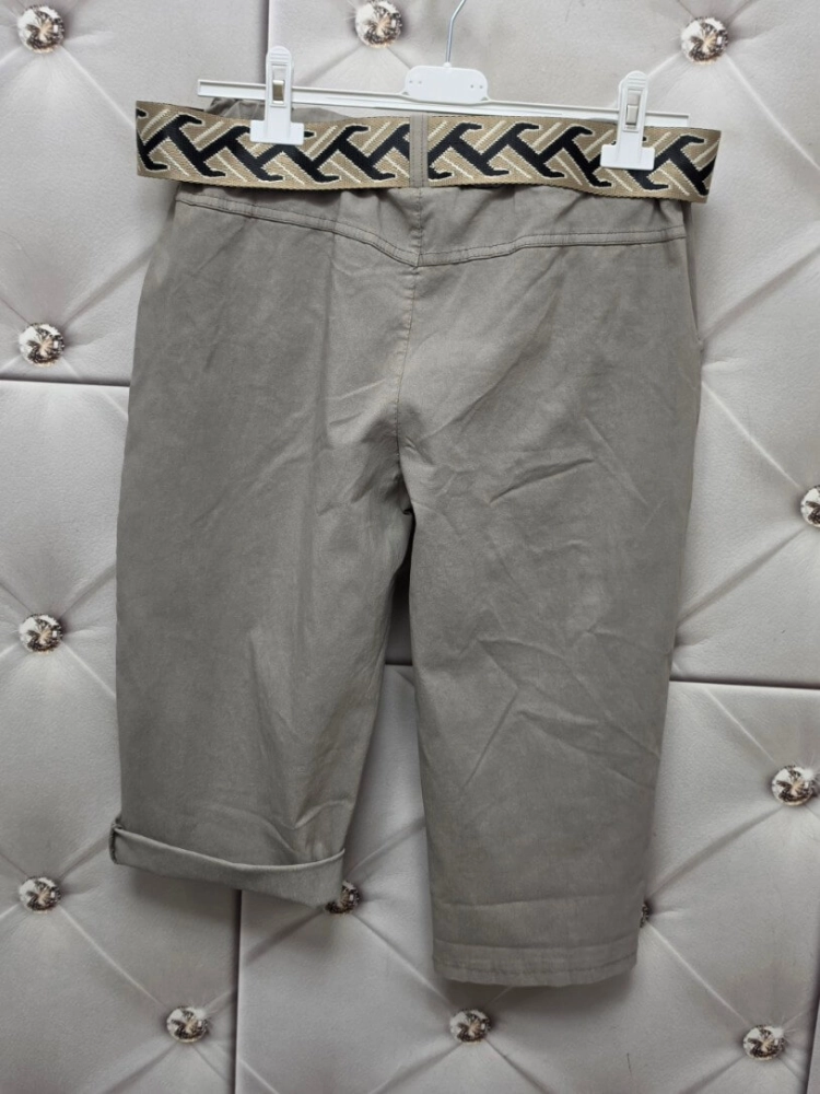 spodenki-sunny-boho-fango-wiskozowe-elastyczne-guma-w-pasie-pleciony-pasek-boho-kieszenie-podwijane-nogawki-letnie-spodenki-damskie-butik-szykownia-8