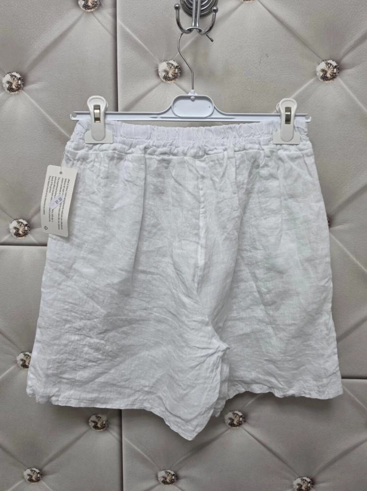 spodenki-lario-biale-lniane-kieszenie-gumka-w-pasie-troczek-len-bawelna-letnie-spodenki-damskie-butik-szykownia-8