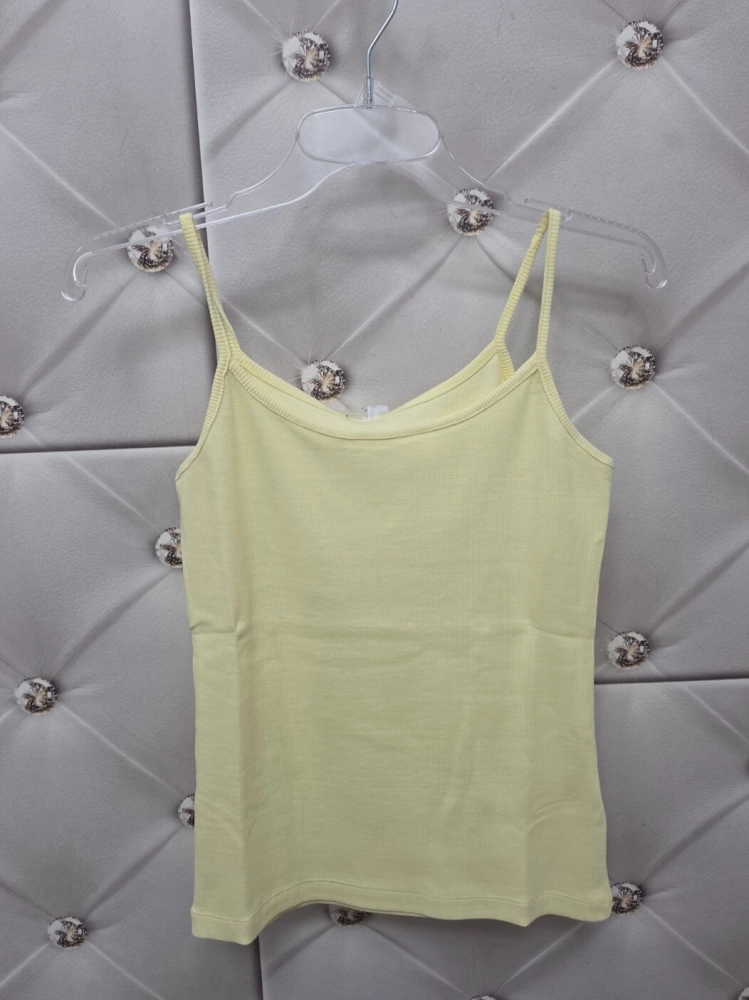 top-latynka-small-size-pastelowy-zolty-prazkowany-bawelniany-cienkie-ramiaczka-elastyczny-polska-produkcja-letni-top-damski-butik-szykownia-6