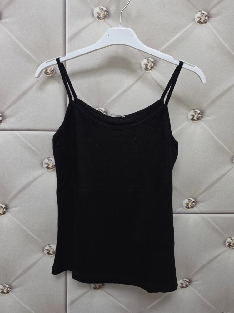 top-latynka-small-size-czarny-prazkowany-bawelniany-cienkie-ramiaczka-elastyczny-polska-produkcja-letni-top-damski-butik-szykownia-4