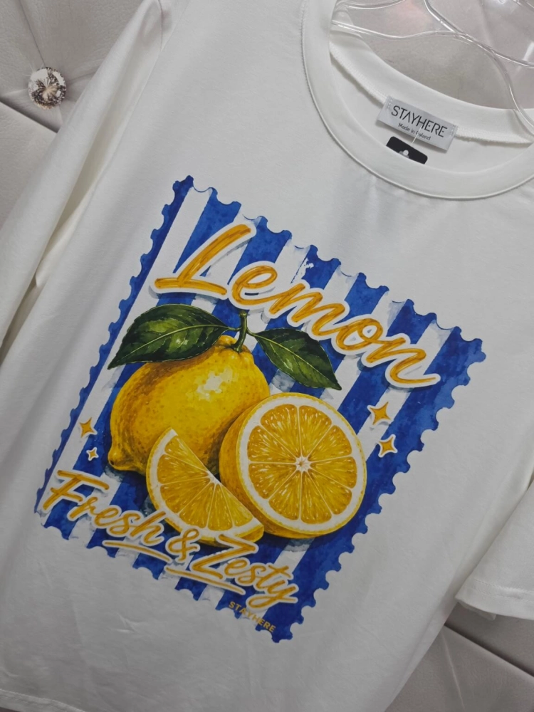 t-shirt-stayhere-seafood-bialy-polska-produkcja-bawelniany-elastyczny-letni-nadruk-modny-tshirt-damski-butik-szykownia-8