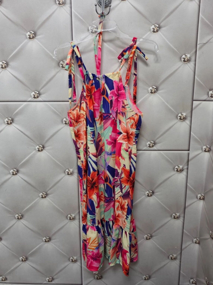 sukienka-tropicana-pink-wielokolorowa-rozowa-falbanka-cienkie-wiazane-ramiaczka-pasek-w-zestawie-polska-produkcja-letnia-sukienka-damska-butik-szykownia-10