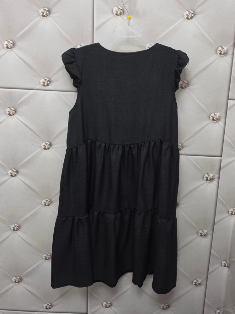 ukienka-bianca-soft-czarna-polska-produkcja-stayhere-luzna-oversize-z-wiskozy-z-okraglym-dekoltem-letnia-sukienka-damska-casual-na-lato-butik-szykownia-10
