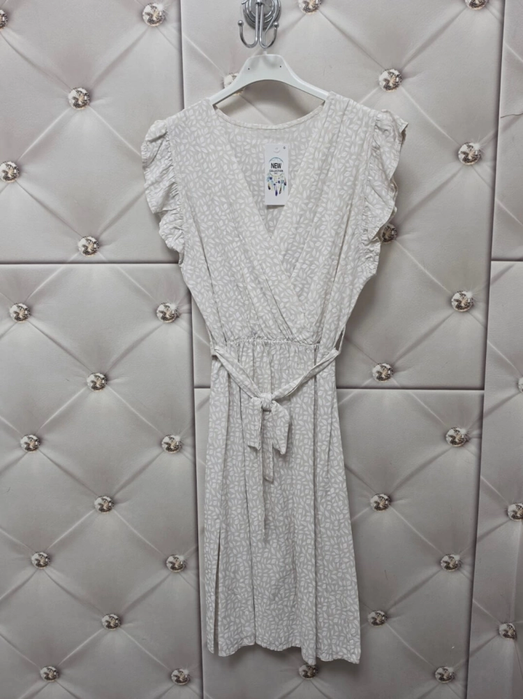 sukienka-verona-leaf-ezoa-w-biale-listki-100-wiskoza-zakladkowy-dekolt-gumka-w-pasie-pasek-letnia-sukienka-damska-polska-moda-butik-szykownia-8