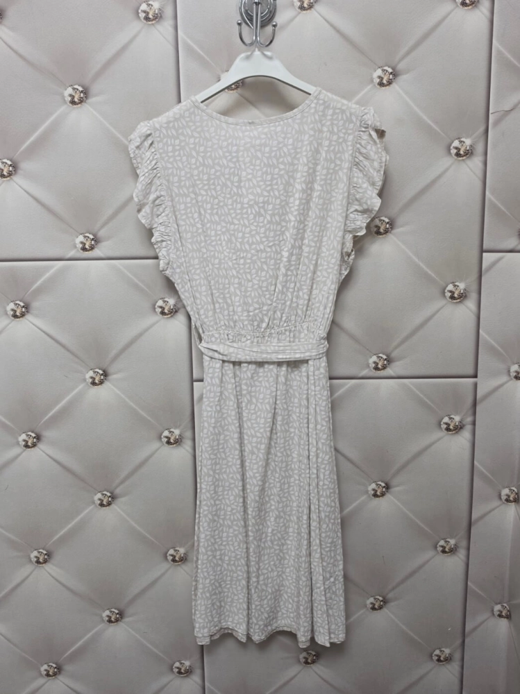 sukienka-verona-leaf-ezoa-w-biale-listki-100-wiskoza-zakladkowy-dekolt-gumka-w-pasie-pasek-letnia-sukienka-damska-polska-moda-butik-szykownia-9