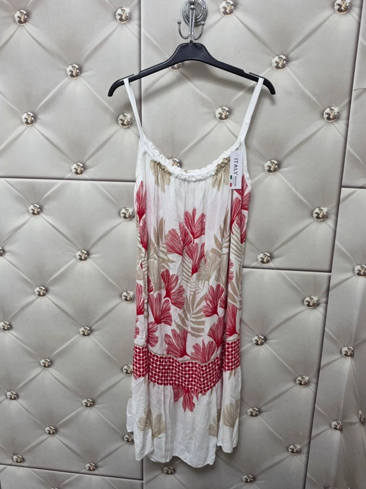 sukienka-plazowa-solara-bloom-biala-w-czerwono-bezowe-kwiaty-wiskoza-lekka-cienka-na-ramiaczkach-letnia-damska-na-plaze-urlop-wakacje-butik-szykownia-8