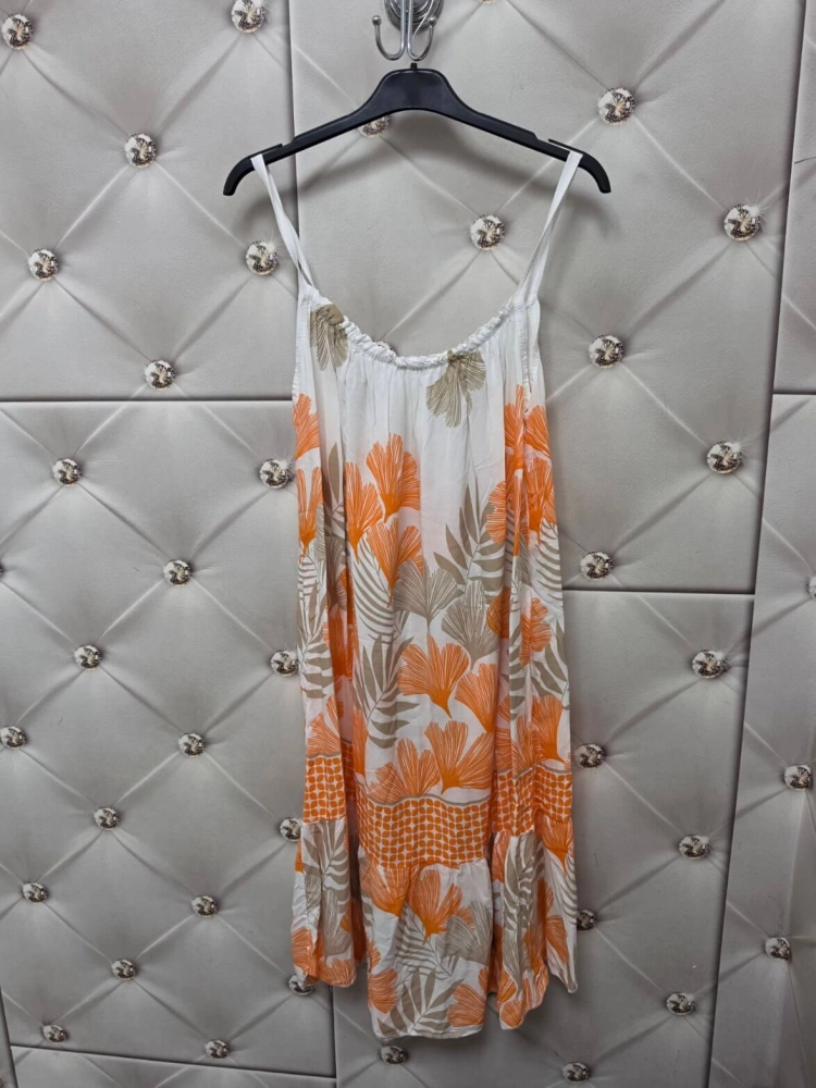 sukienka-plazowa-solara-bloom-biala-w-pomaranczowo-bezowe-kwiaty-wiskoza-lekka-cienka-na-ramiaczkach-letnia-damska-na-plaze-urlop-wakacje-butik-szykownia-9