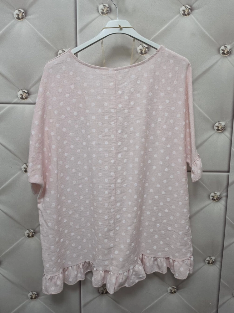 bluzka-melia-dots-pudrowy-roz-w-biale-kropki-oversize-z-falbanka-naszyjnik-w-zestawie-wiskoza-nylon-letnia-damska-luzna-butik-szykownia-10