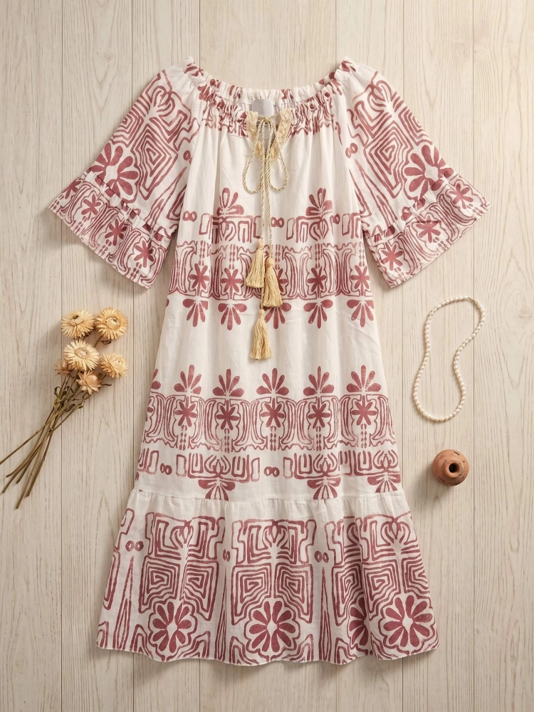 sukienka-larissa-bialo-bordowa-bawelniana-oversize-hiszpanka-dekolt-na-gumce-boho-troczki-kroj-litery-a-przewiewna-letnia-sukienka-damska-butik-szykownia-3