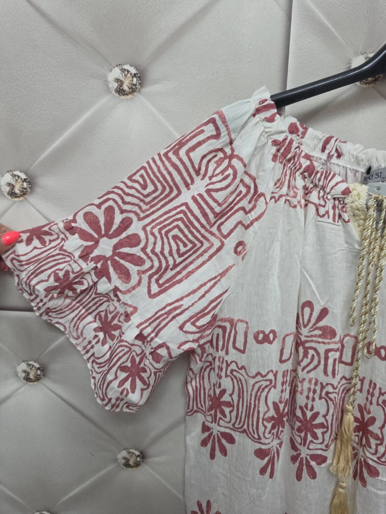 sukienka-larissa-bialo-bordowa-bawelniana-oversize-hiszpanka-dekolt-na-gumce-boho-troczki-kroj-litery-a-przewiewna-letnia-sukienka-damska-butik-szykownia-9