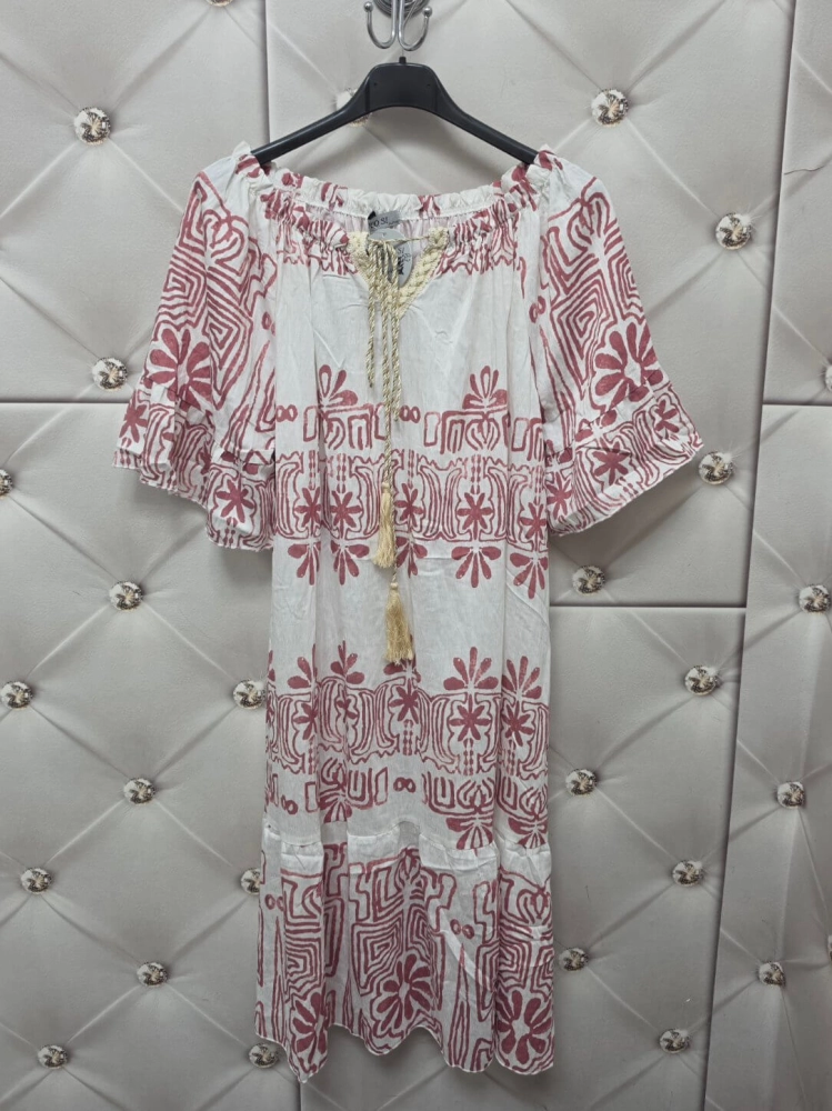 sukienka-larissa-bialo-bordowa-bawelniana-oversize-hiszpanka-dekolt-na-gumce-boho-troczki-kroj-litery-a-przewiewna-letnia-sukienka-damska-butik-szykownia-10