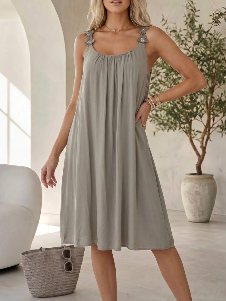 sukienka-solmera-fango-wiskozowa-letnia-plazowa-na-ramiaczkach-azurowe-haftowane-kwiaty-krotsza-podszewka-rozszerzana-nieelastyczna-sukienka-damska-butik-szykownia-1
