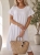 sukienka-aurelia-biała-bawelniana-oversize-trzy-odciecia-falbanki-elastyczna-duzy-rozmiar-butik-szykownia-1