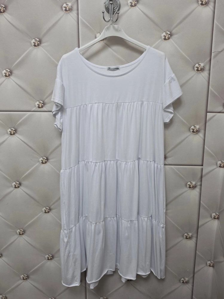 sukienka-aurelia-biała-bawelniana-oversize-trzy-odciecia-falbanki-elastyczna-duzy-rozmiar-butik-szykownia-8