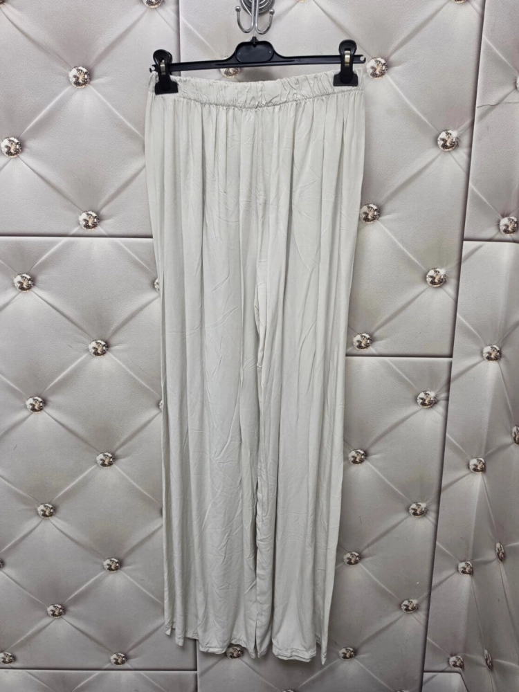komplet-solenne-ecru-jasny-bez-wiskozowy-oversize-bluzka-bombka-szerokie-spodnie-damskie-butik-szykownia-10