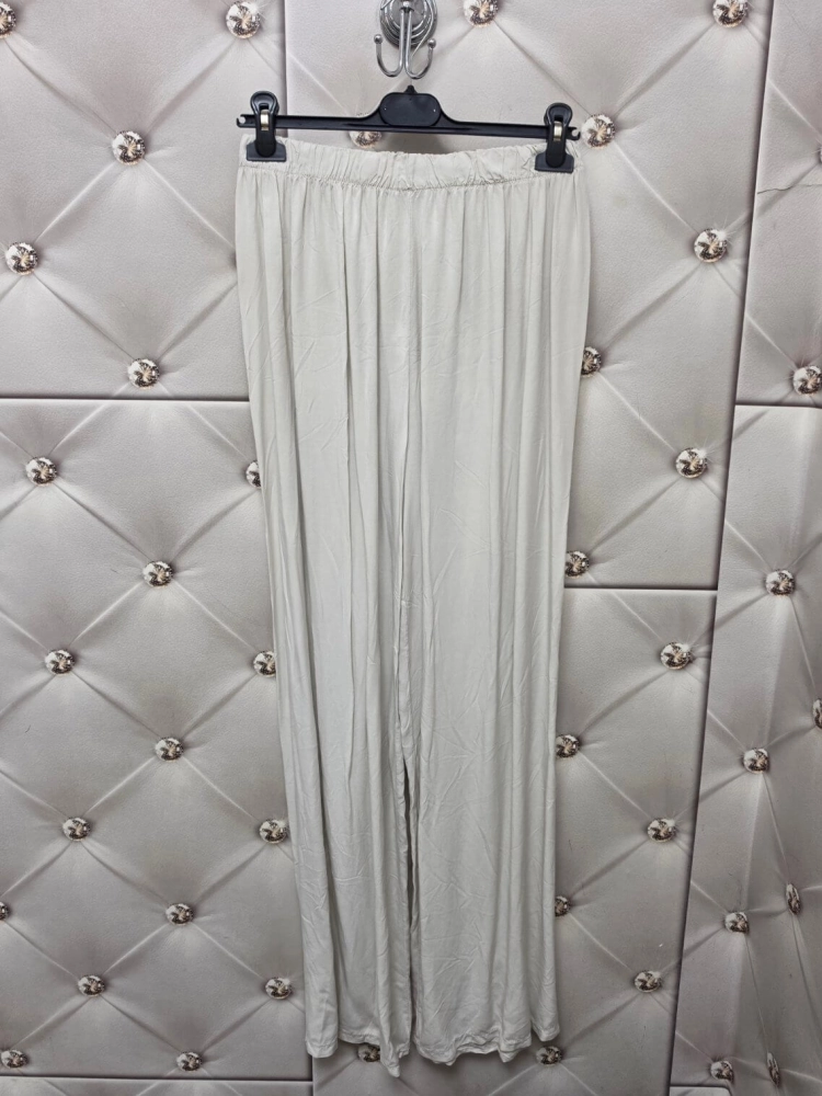 komplet-solenne-ecru-jasny-bez-wiskozowy-oversize-bluzka-bombka-szerokie-spodnie-damskie-butik-szykownia-11