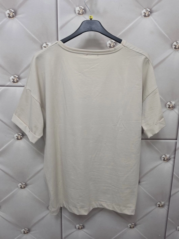 t-shirt-soft-v-latynka-jasny-bez-bawelniana-bluzka-zakladkowy-rekaw-polska-produkcja-butik-szykownia-10