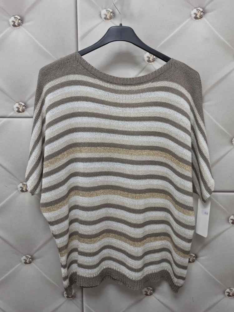 sweterkowa-bluzka-golden-stripe-fango-w-paski-ze-zlota-nitka-fason-nietoperz-damska-bluzka-oversize-butik-szykownia-11