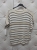 sweterkowa-bluzka-golden-stripe-bezowa-w-paski-ze-zlota-nitka-fason-nietoperz-damska-bluzka-oversize-butik-szykownia-9