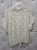 bluzka-floral-veil-bezowa-jasna-kwiatowa-mgielka-wiazana-z-przodu-damska-bluzka-koszulowa-butik-szykownia-10