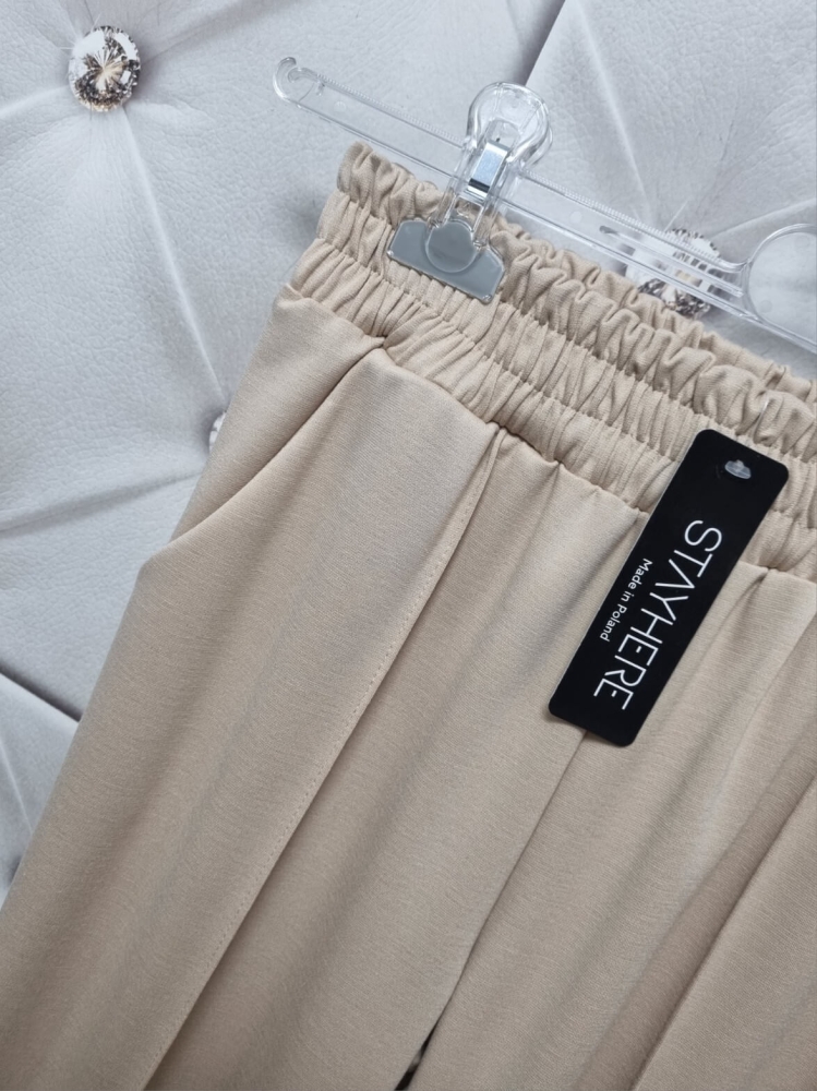 spodnie-galaxy-stayhere-zaszywka-dzwony-szerokie-szwedy-jasny-bez-uniwersalne-sportowe-eleganckie-butik-szykownia-9