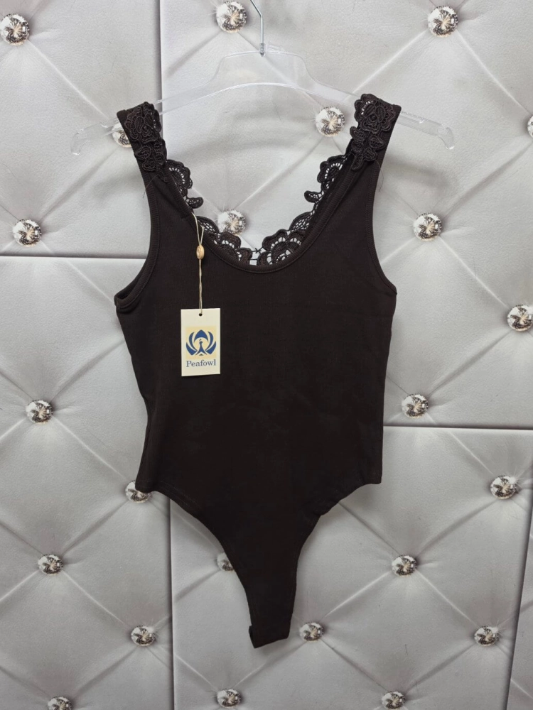 body-damskie-peafowl-florenne-ciemny-czekoladowy-braz-prazkowane-koronka-szerokie-ramiaczka-elastyczne-butik-szykownia-9