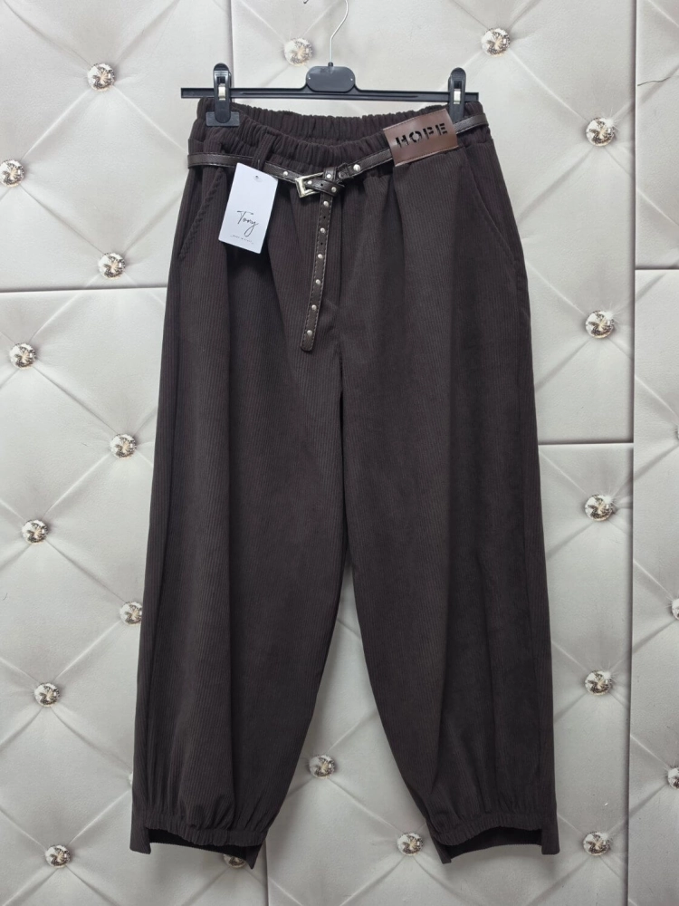 spodnie-sztruksowe-hope-ciemna-czekolada-baggy-balloon-oversize-guma-w-pasie-butik-szykownia-9